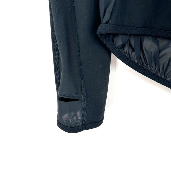 Under Armour Size Small Petite Jacket Black Fitted Semi Sheer Vented Zip Up - Picture 3 of 4
